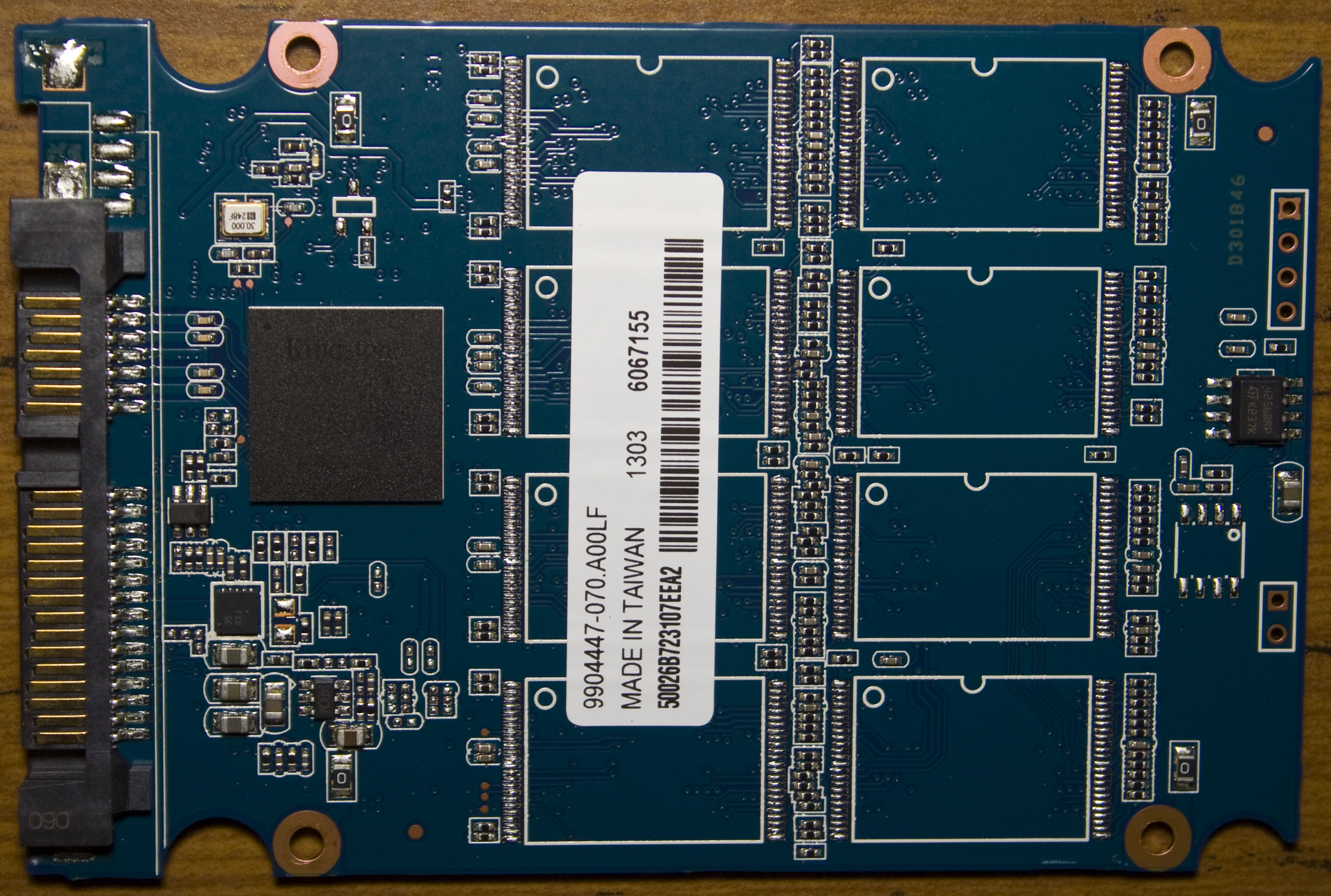 Inside the Kingston 60GB SSDNOW 300 SSD « insideGadgets