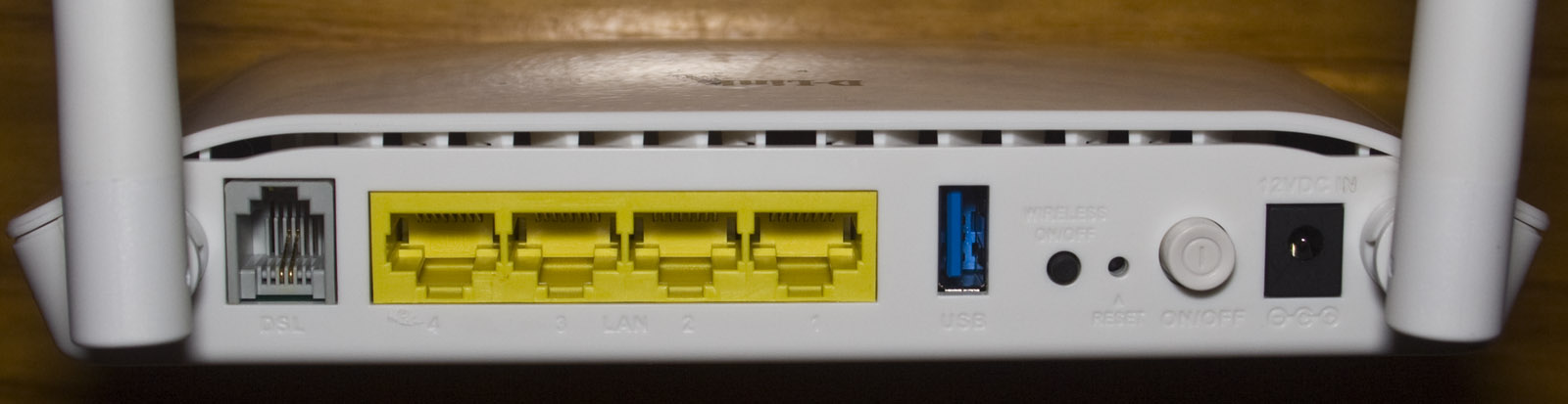 Inside The D Link Wireless N300 Adsl2 Modem Router Dated 12 Insidegadgets